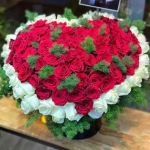 Giỏ Hoa Trái Tim Tình Yêu – GH29