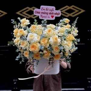 Giỏ Hoa Nắng Mai Ngọt Ngào – GH23