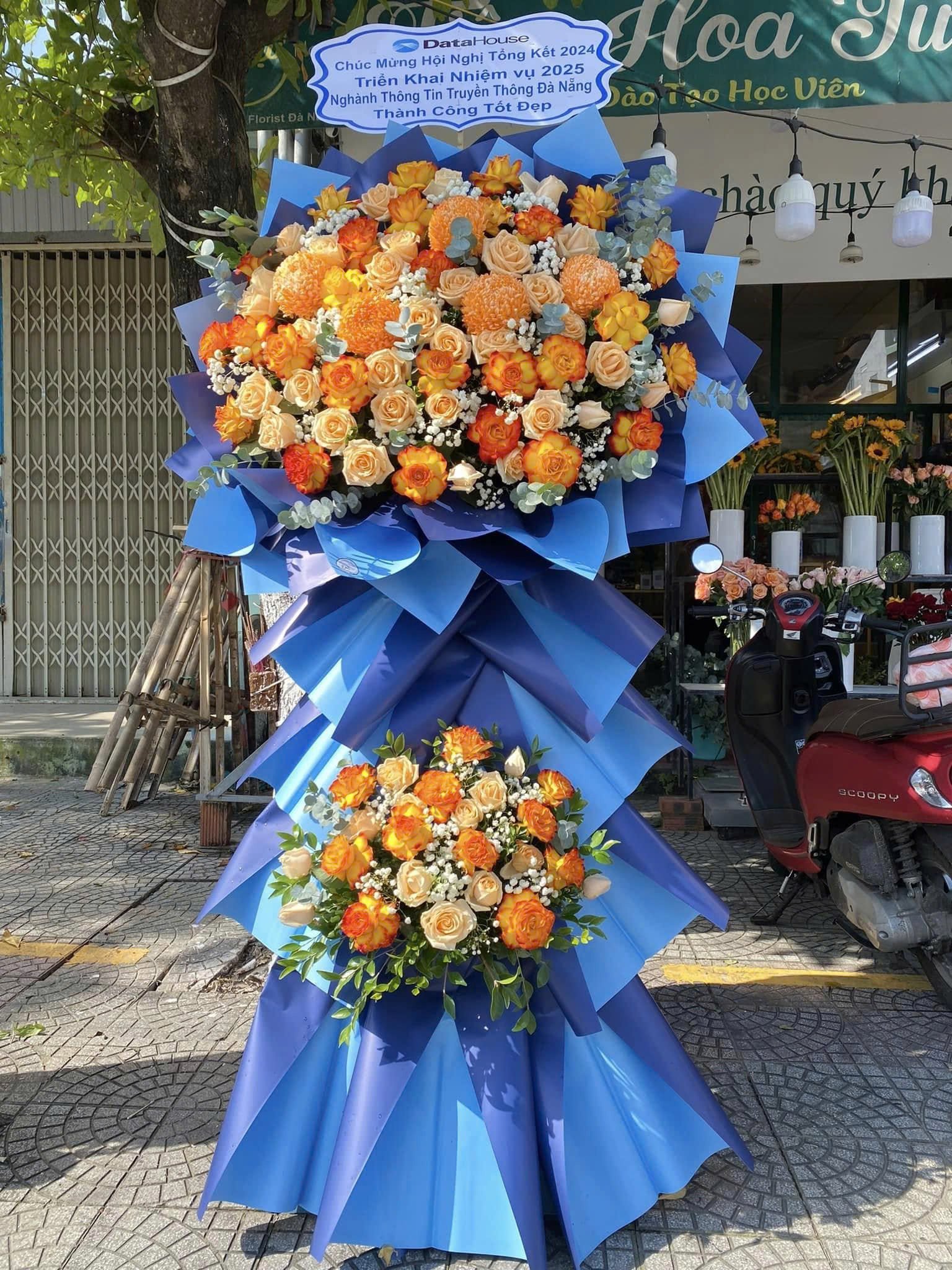 Kệ Hoa Chúc Mừng Tone Xanh Ấn Tượng - KH8