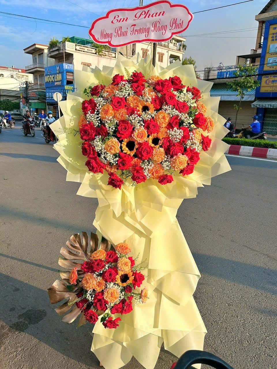 Kệ Hoa Khai Trương Rực Rỡ Sang Trọng - KH9