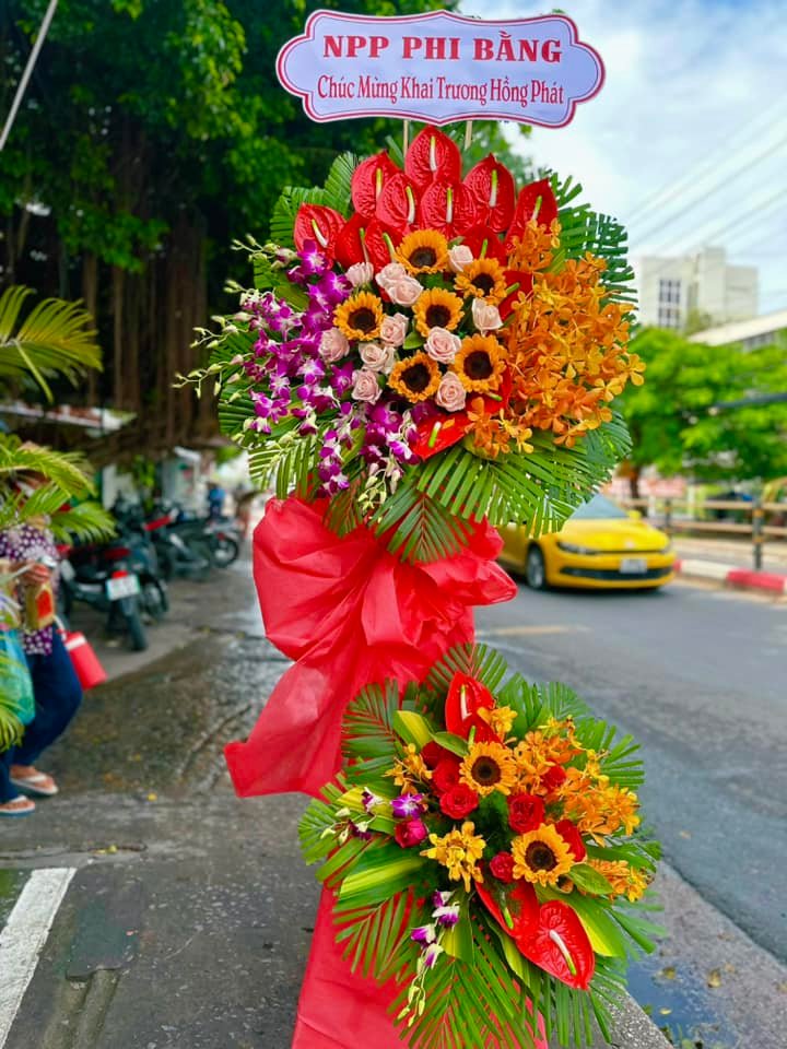 Kệ Hoa Khai Trương Truyền Thống – CM150