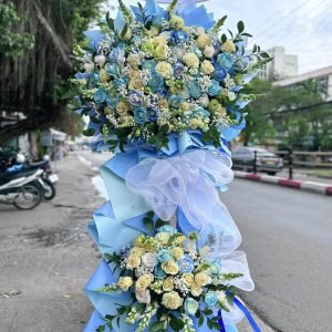 Kệ Hoa Chúc Mừng Tone Xanh Dương Thanh Lịch – CM157