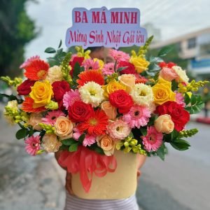 Giỏ Hoa Tươi Thắm Chúc Mừng – GH146