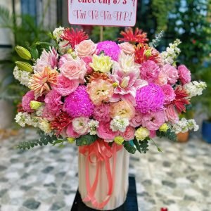 Giỏ Hoa Ngày Lễ Sang Trọng – GH143