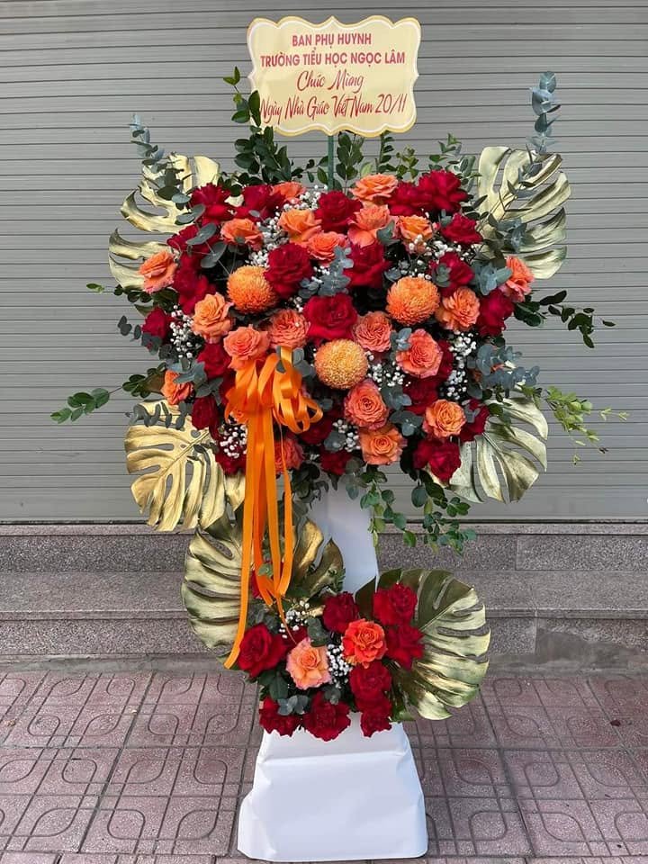 Kệ Hoa Chúc Mừng 2 Tầng Hiện Đại – CM147