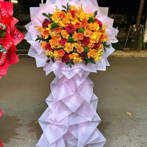 Kệ Hoa Chúc Mừng Tone Vàng 1 Tầng Hiện Đại  – KH111