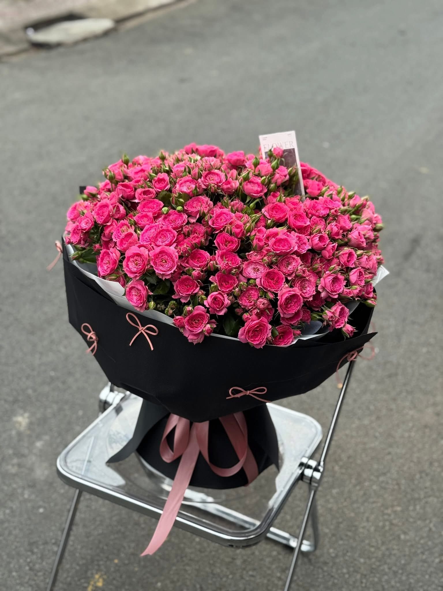 Bó Hoa Sofia Tình Yêu Lãng Mạn – CM81