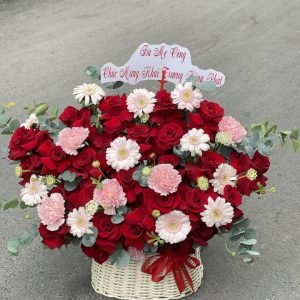 Giỏ Hoa Velvet Rose Vẻ Đẹp Kiêu Sa - GH47