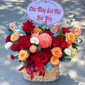 Giỏ Hoa Hồng Đỏ Mix Mẫu Đơn Sang Trọng – GH136