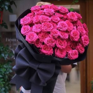 Bó Hoa Hồng Bung Đậm Quyến Rũ – CM182