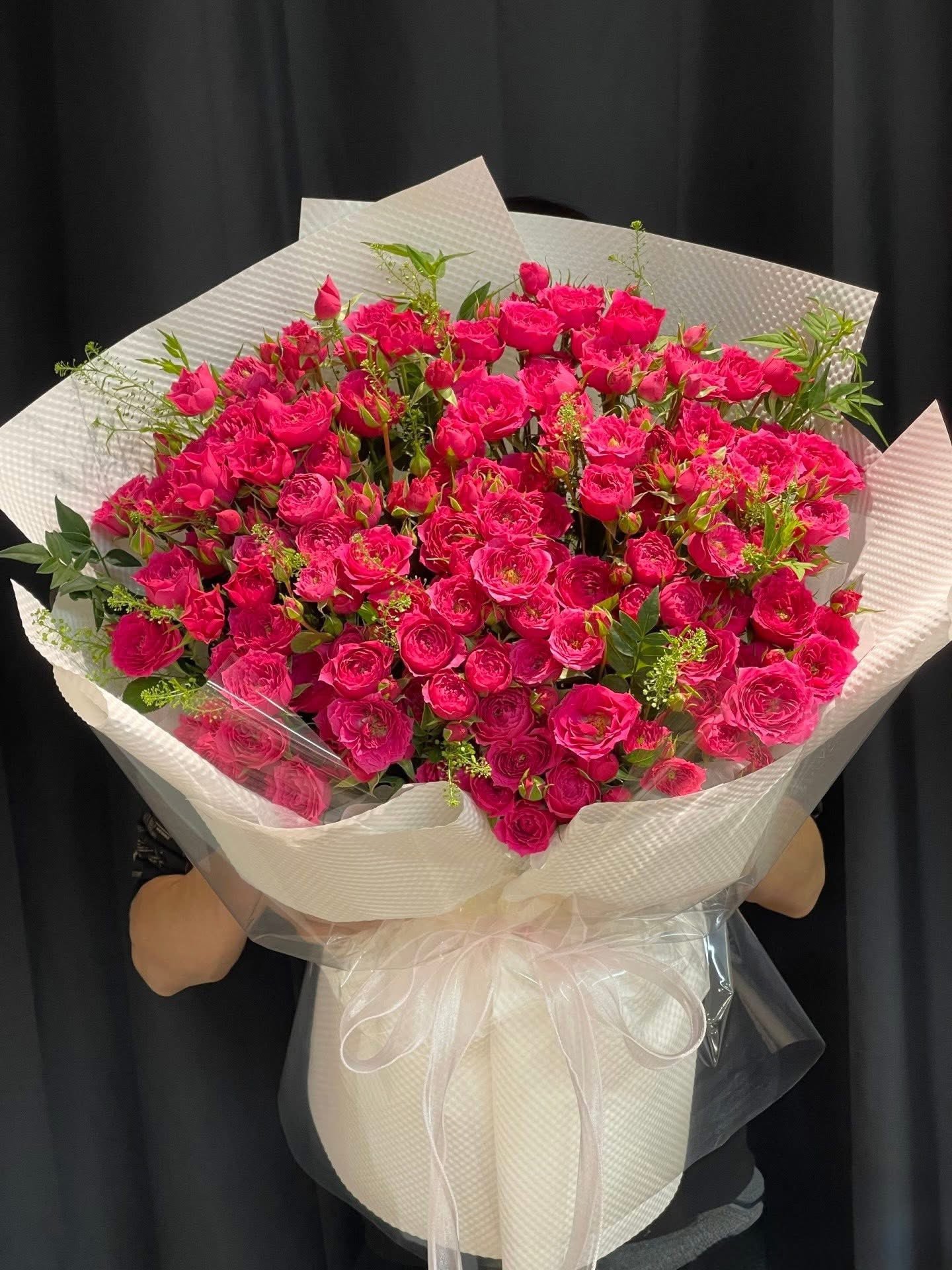 Bó Hoa Hồng Bung Đậm Thanh Xuân – CM223