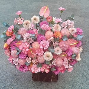 Giỏ Hoa Mix Hồng Môn Kiêu Sa– GH144