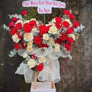 Giỏ Hoa Chúc Mừng Hiện Đại – GH79