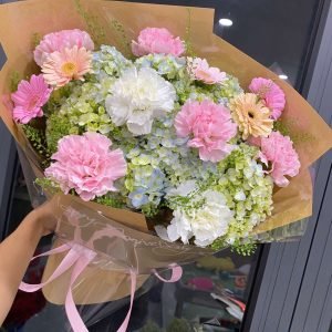 Bó Hoa Cẩm Tú Mix Cẩm Chướng Ngọt Ngào - CM74