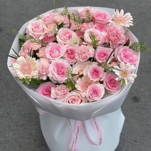 Bó Hoa Hồng Pastel Mừng Sinh Nhật - CM122