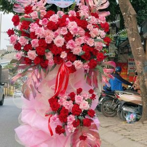 Kệ Hoa Khai Trương Tone Đỏ Sang Trọng – CM208