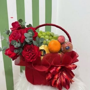 Giỏ Trái Cây & Hoa Tươi Sang Trọng – GT42