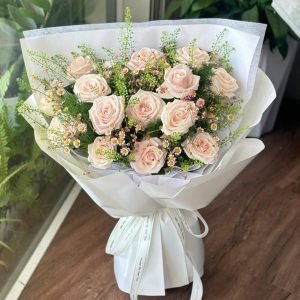 Bó Hồng Kem Nhạt Trang Nhã - CM150