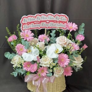 Giỏ Hoa Hồng Nhạt Nhẹ Nhàng - GH173